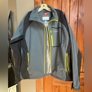 Men’s Columbia jacket